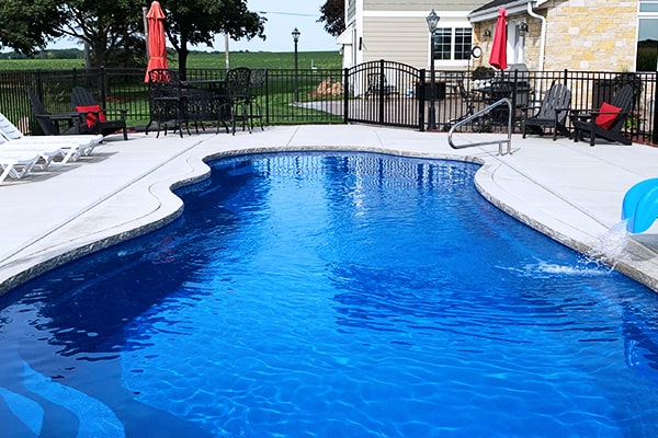 Fantasy Pool Installation Oconomowoc WI - Oval Swimming Pool